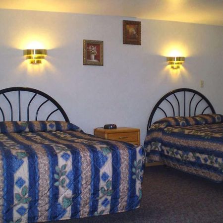 Parkway Motel Red Wing Room photo